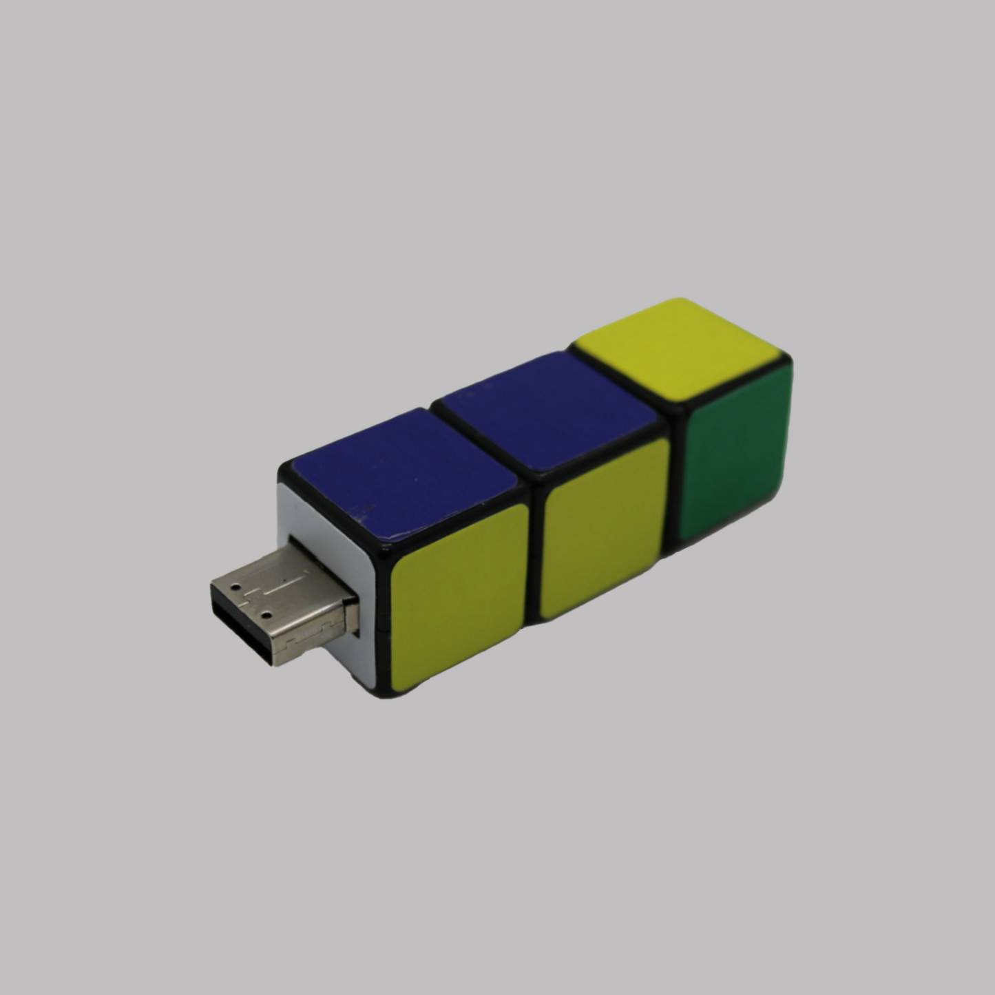 Rubiks USB Digital Bundle With 69 Songs