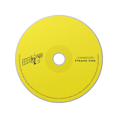 /əˈnɒm(ə)li/ CD